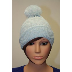 Bonnet en lamé coloris bleu ciel