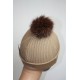Bonnet en laine avec pompon en fourrure